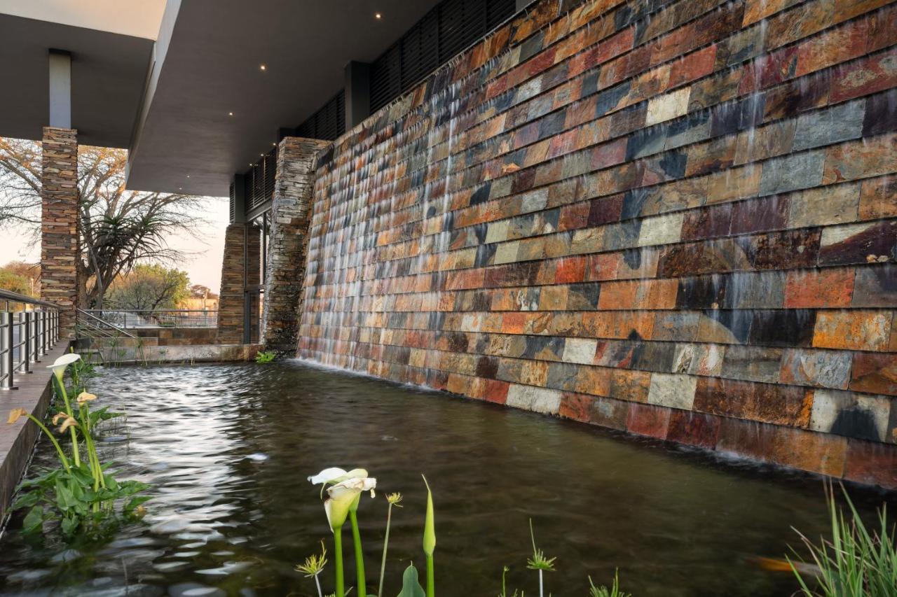 Premier Hotel Midrand Bagian luar foto