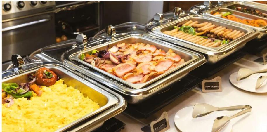 Premier Hotel Midrand Bagian luar foto