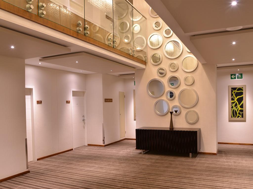 Premier Hotel Midrand Bagian luar foto